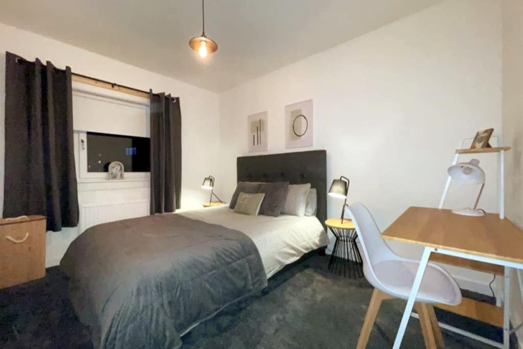 New Boutique 3 Bedroom Apartment In Hamilton Extérieur photo
